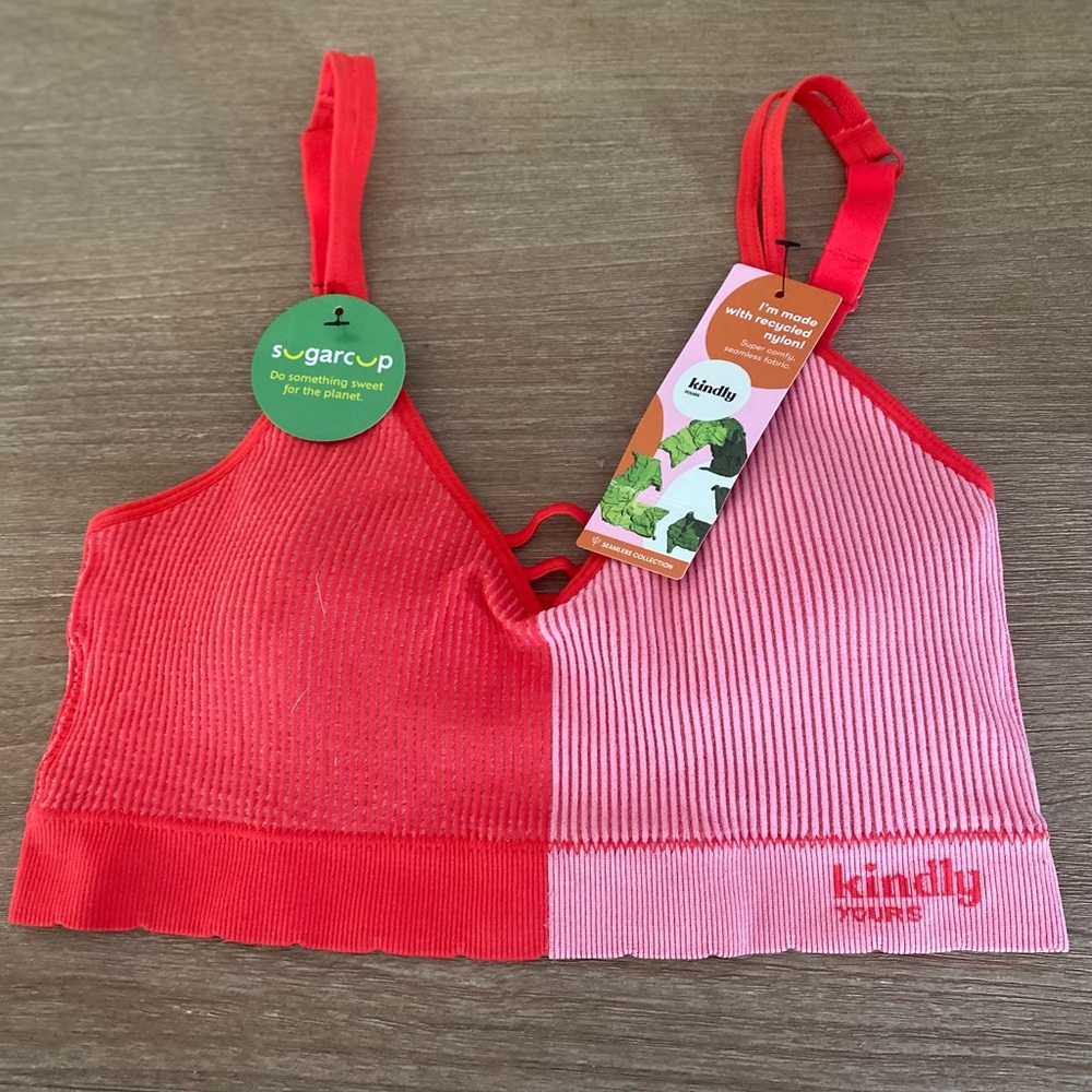 Kindly Yours Colorblock Ribbed Sports Bra in Red and Pink